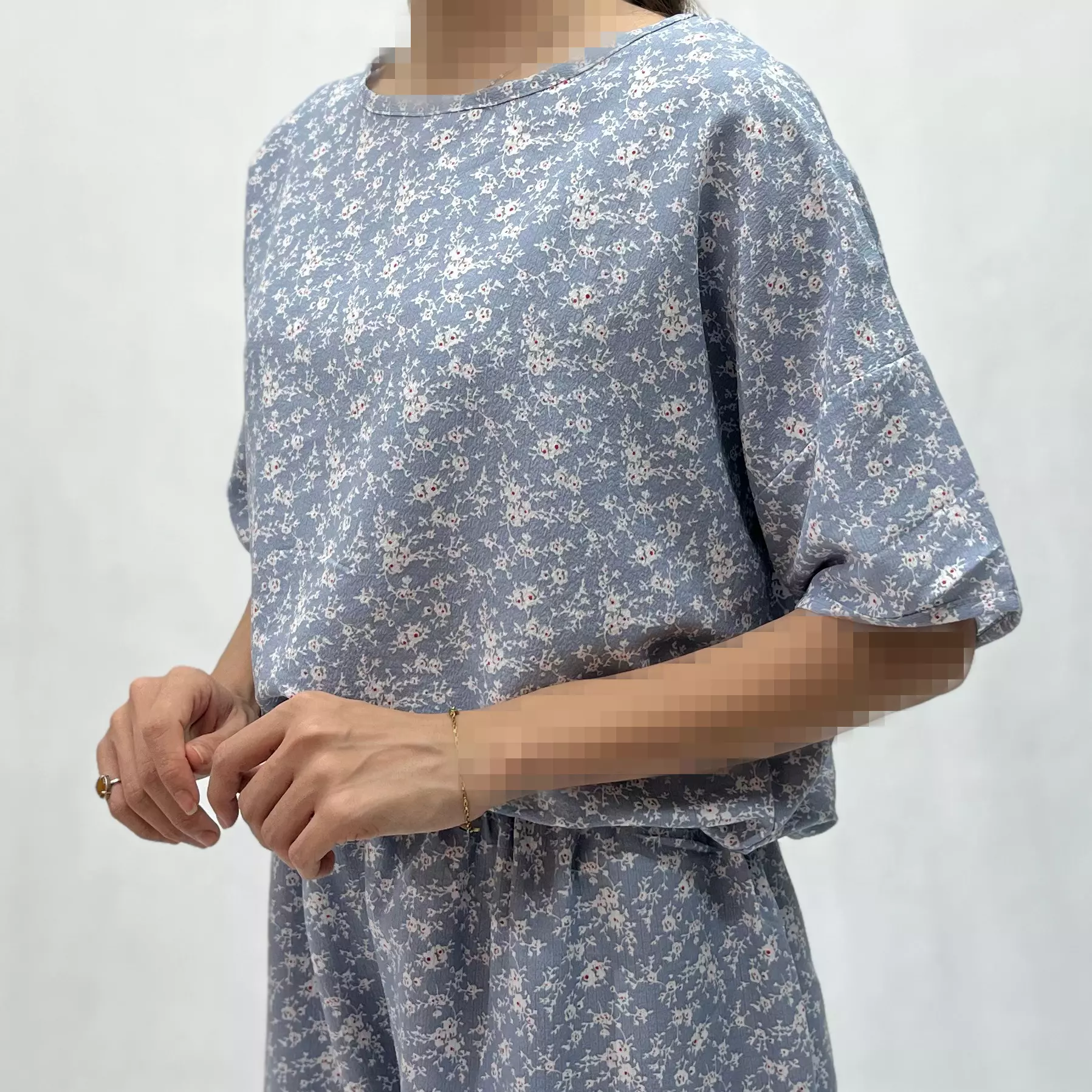 ست تیشرت و شلوار زنانه نخی گلدار 0011526153